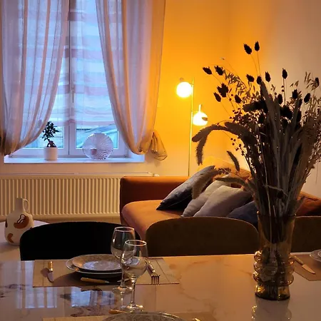 Ferienhaus Maison Centre Au Calme Avec Patio Et Garage *