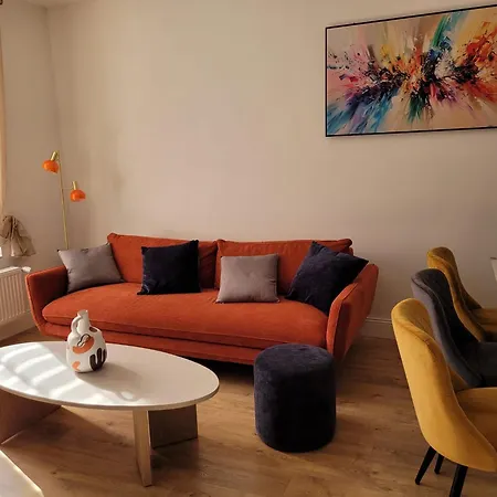 Maison Centre Au Calme Avec Patio Et Garage Feriehus Charleville-Mézières