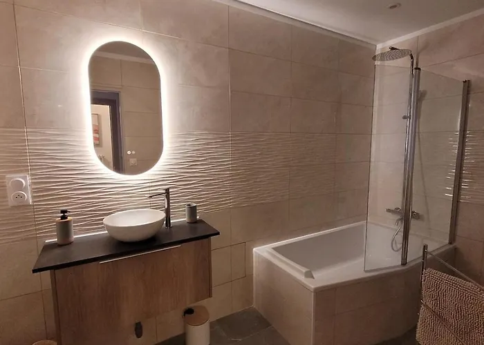 Maison Centre Au Calme Avec Patio Et Garage Charleville-Mezieres