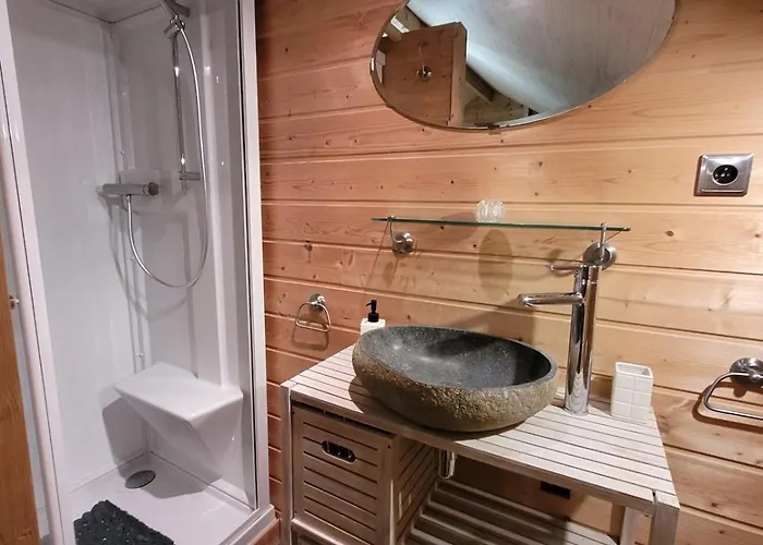 Maison Centre Au Calme Avec Patio Et Garage Holiday home *